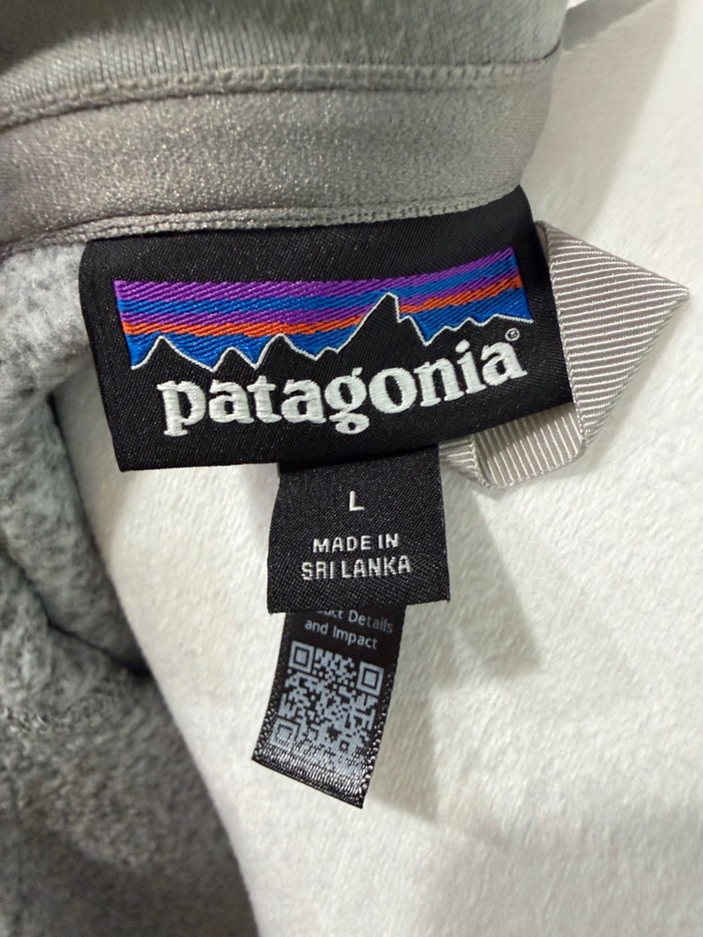 Patagonia Light Gray Heather Full-Zip Fleece Jacket - Picture 2 of 4